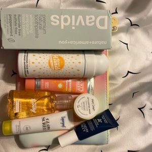 Ipsy bag of goodies